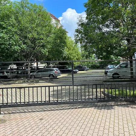 Lovely - Free Parking Apartamento *